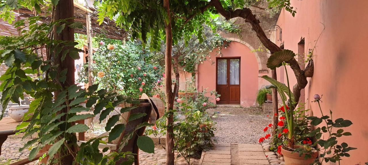 Casa Camboni-Dimora Storica Bed & Breakfast Сан Вито Екстериор снимка