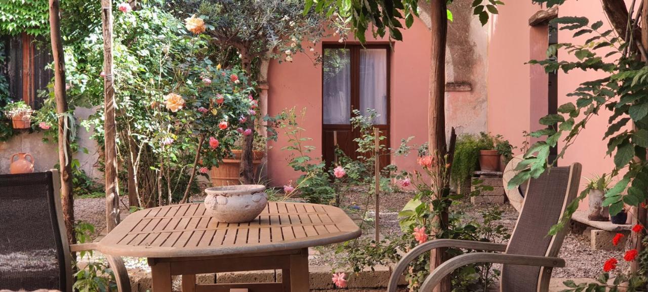 Casa Camboni-Dimora Storica Bed & Breakfast Сан Вито Екстериор снимка