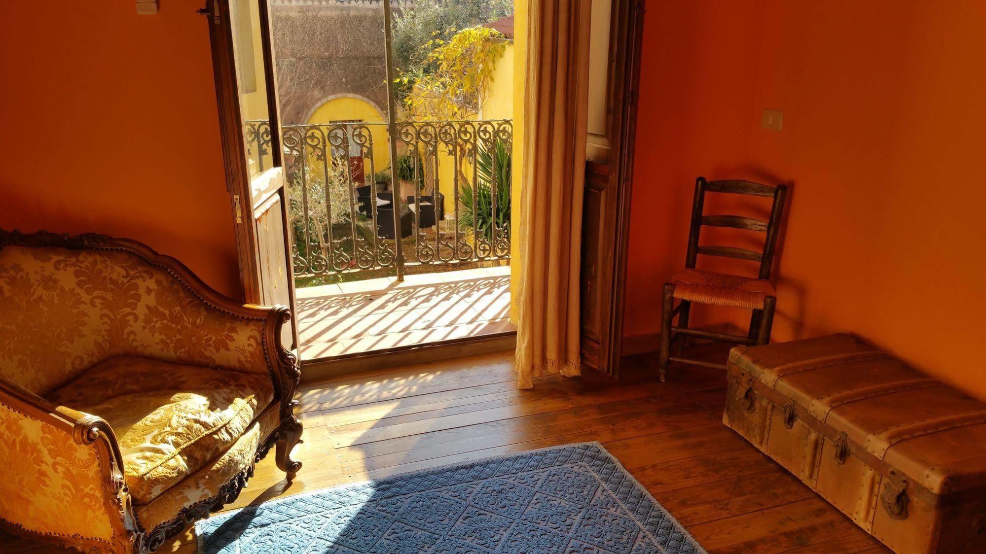 Casa Camboni-Dimora Storica Bed & Breakfast Сан Вито Екстериор снимка
