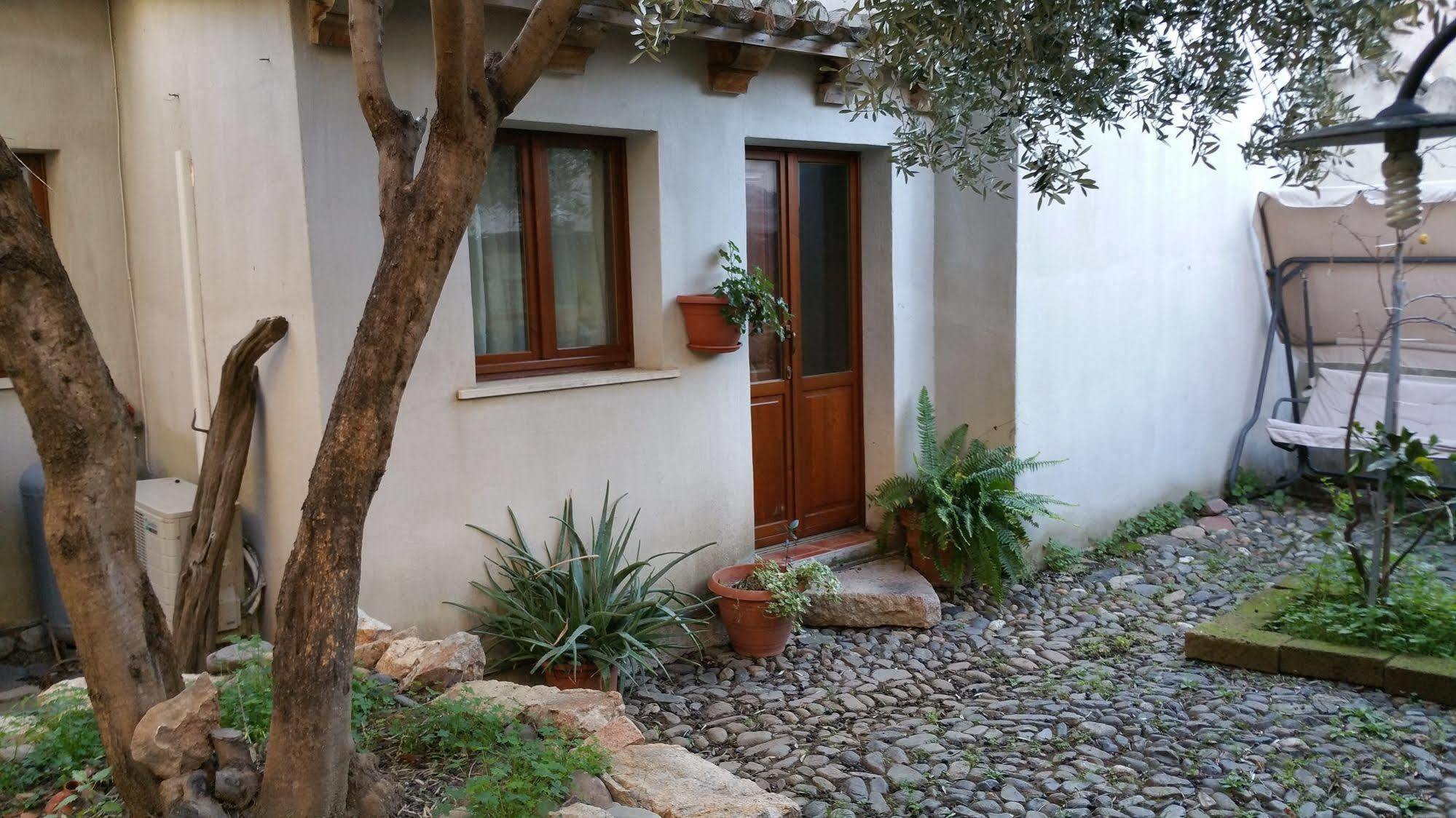 Casa Camboni-Dimora Storica Bed & Breakfast Сан Вито Екстериор снимка